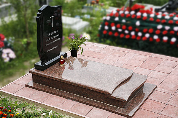 Одинарні пам'ятники з граніту Одинарні пам'ятники з граніту ціни Львів
